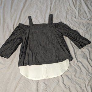 NY Collection Color Block Cut out Shoulder Top